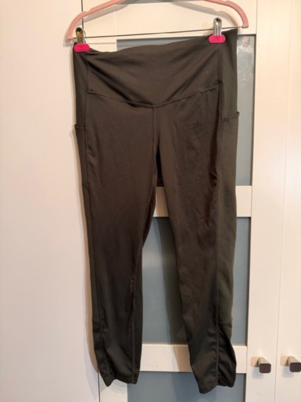 All in Motion leggings, 3/4, olive green, size M